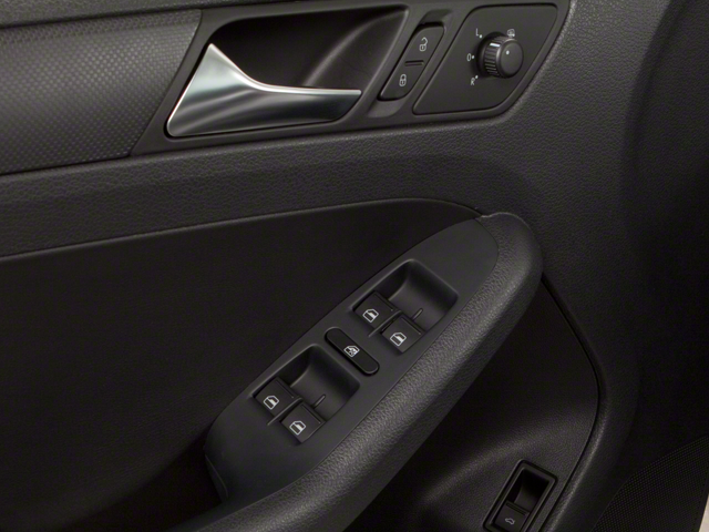 2013 Volkswagen Jetta 2.5L SE Convenience & Sunroof