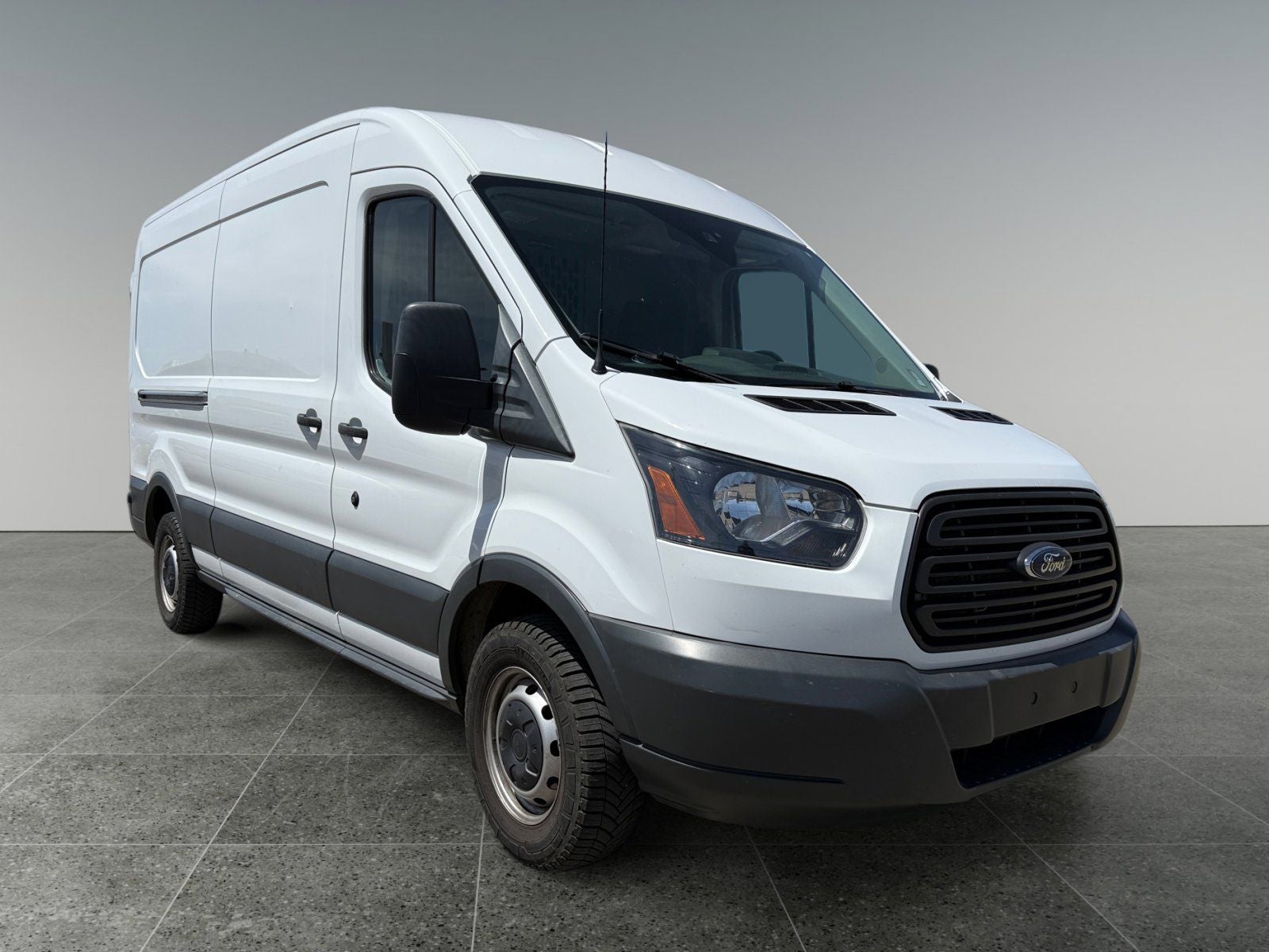 2018 Ford Transit-250 Base