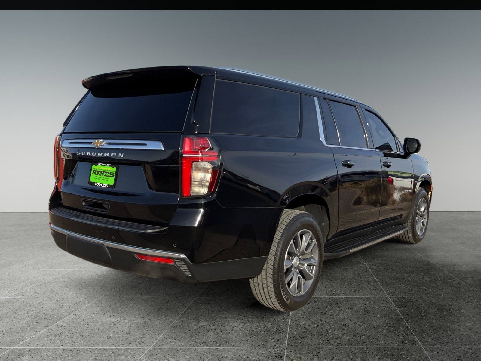 2022 Chevrolet Suburban LT