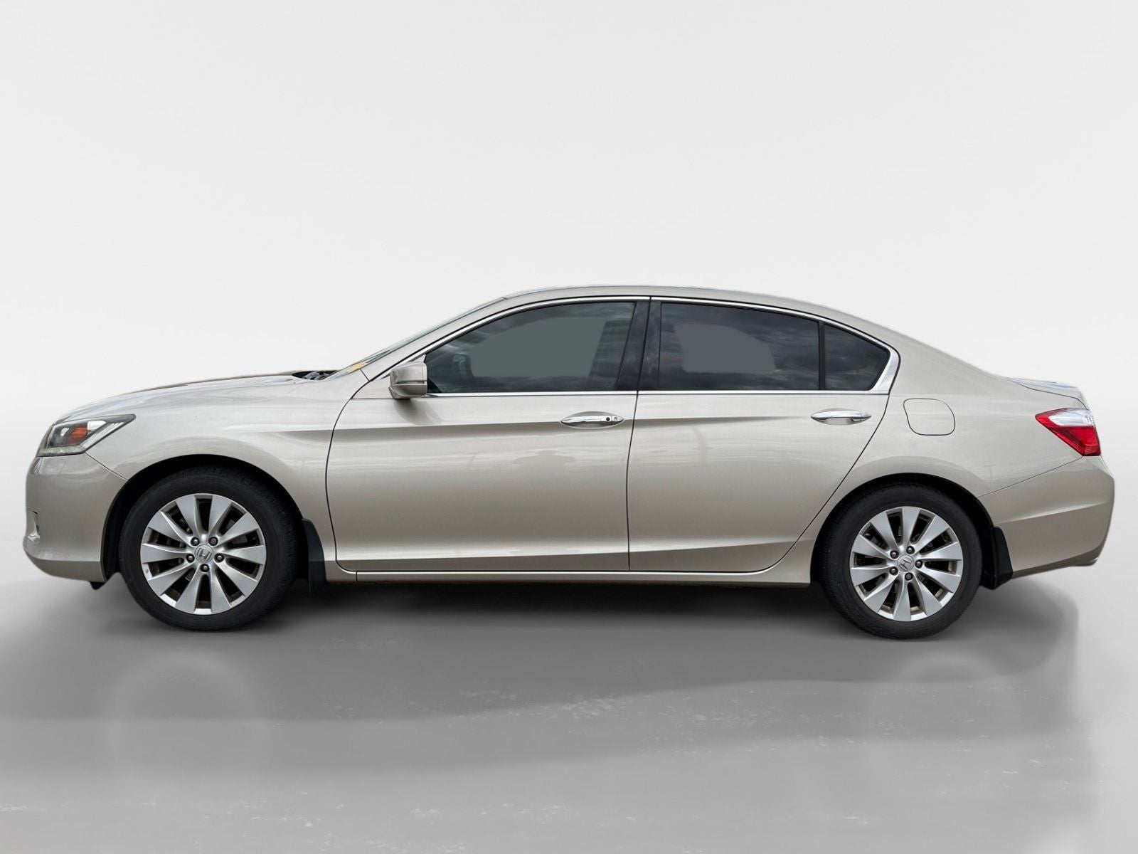 Used 2015 Honda Accord EX-L V-6 with VIN 1HGCR3F88FA016548 for sale in Camp Verde, AZ