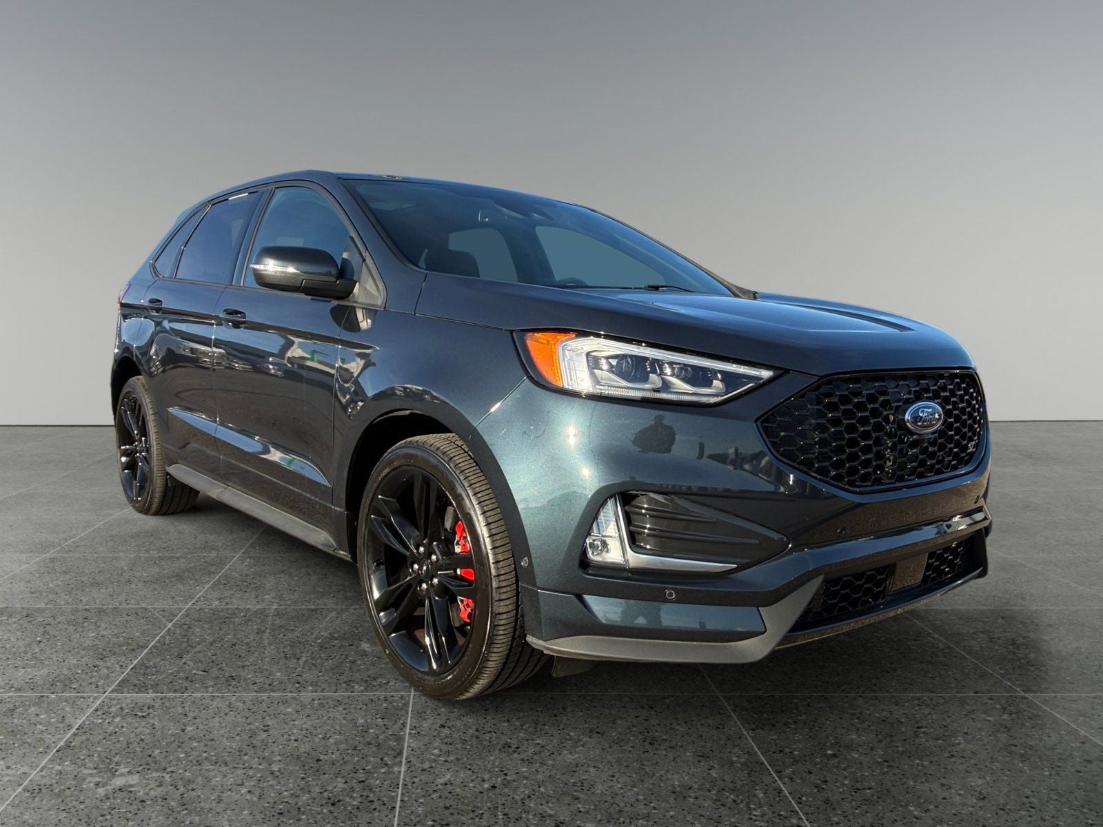 2022 Ford Edge ST