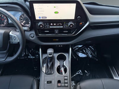 2025 Toyota Highlander XLE