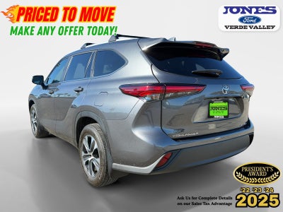2023 Toyota Highlander XLE