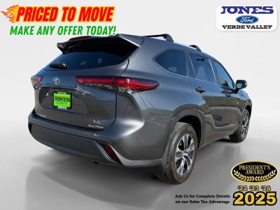 2023 Toyota Highlander XLE