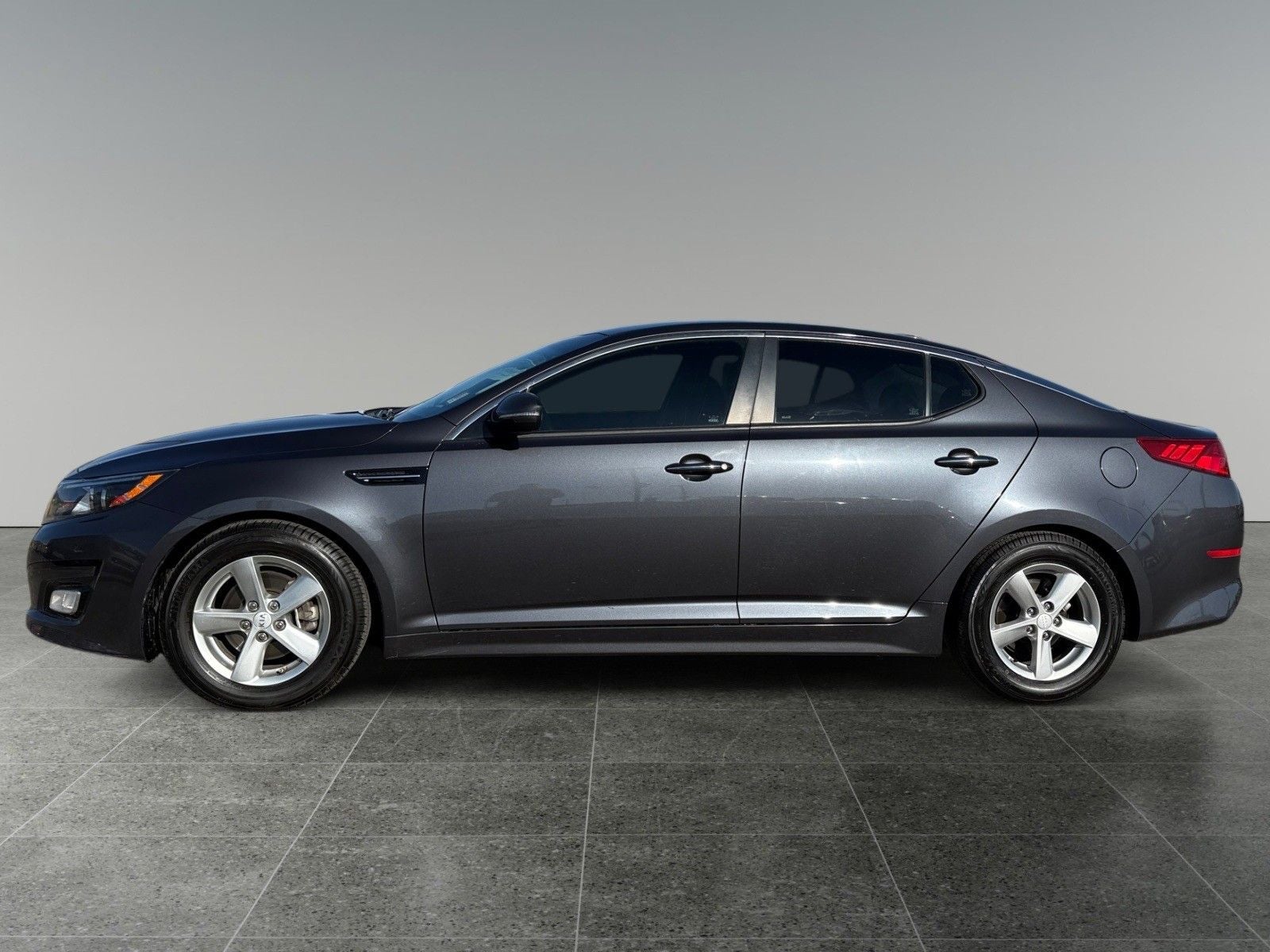 Used 2015 Kia Optima LX with VIN KNAGM4A76F5640342 for sale in Camp Verde, AZ