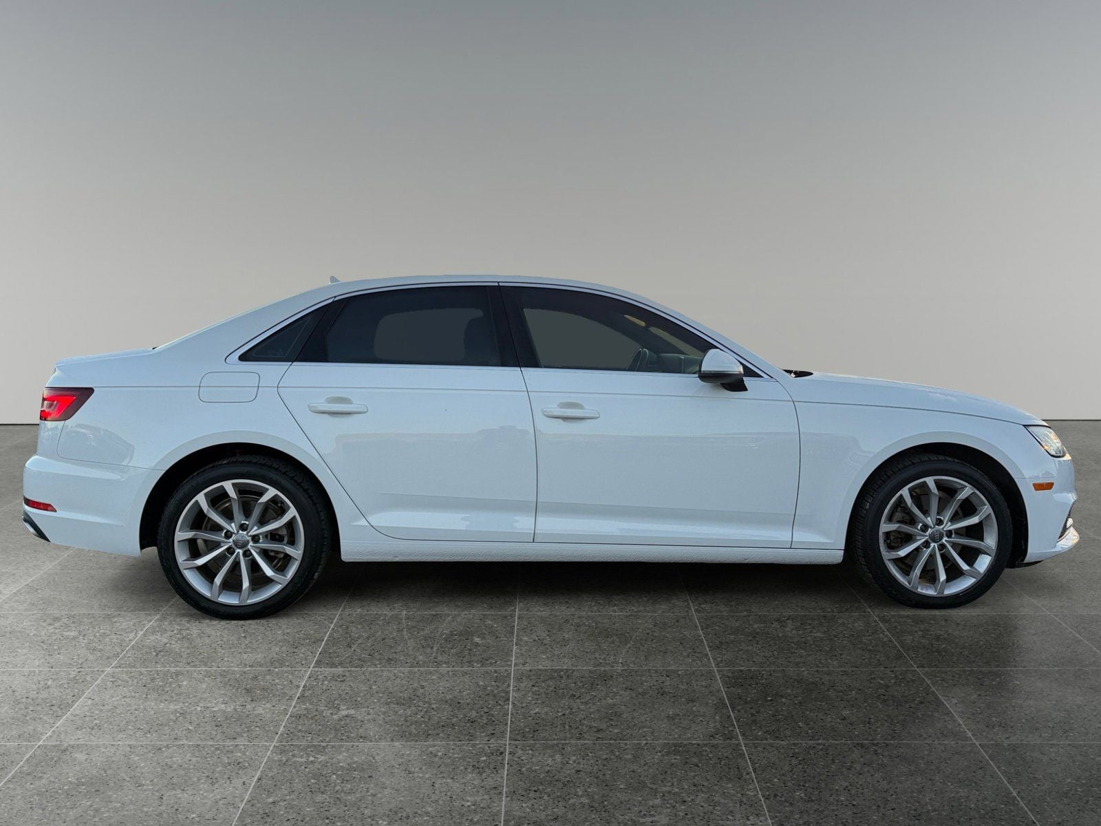 2019 Audi A4 2.0T Premium Plus