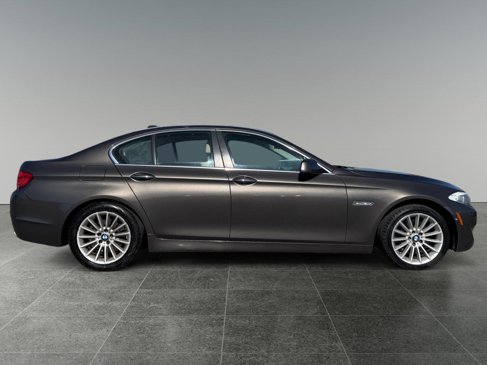 2011 BMW 5 Series 535i