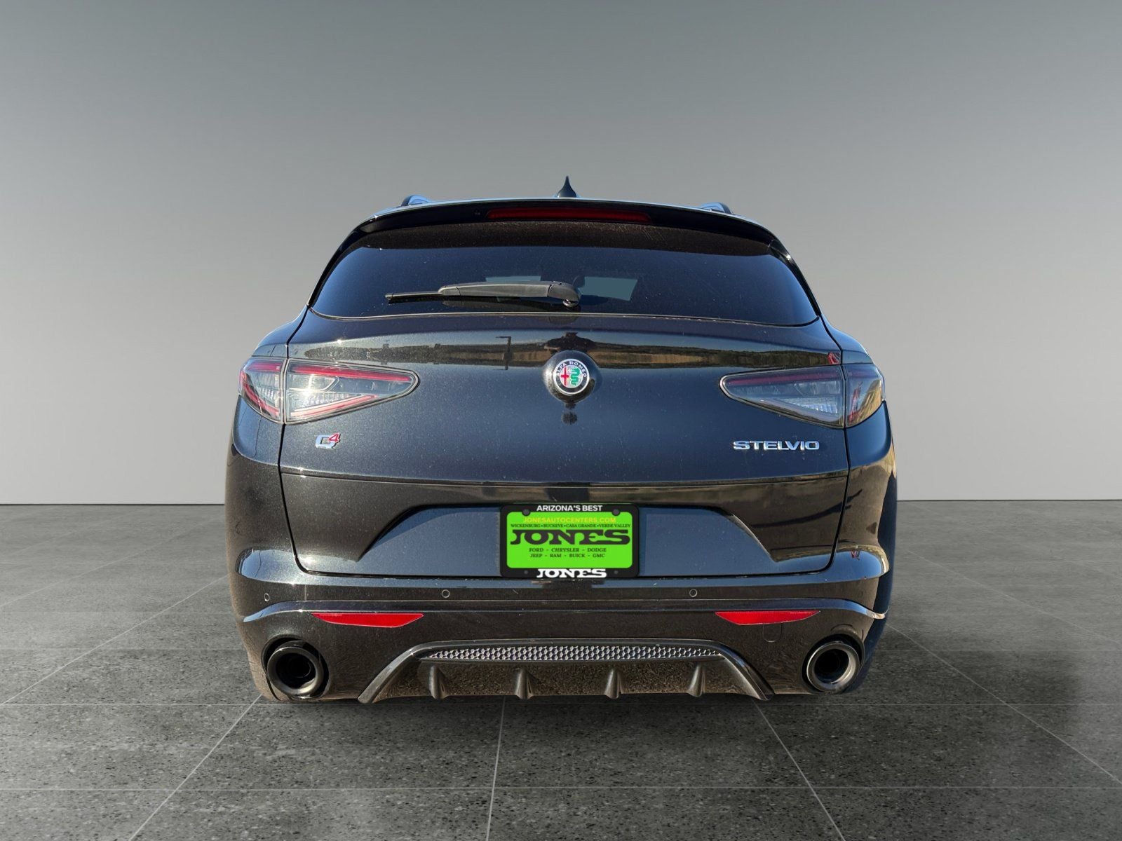 2025 Alfa Romeo Stelvio Base