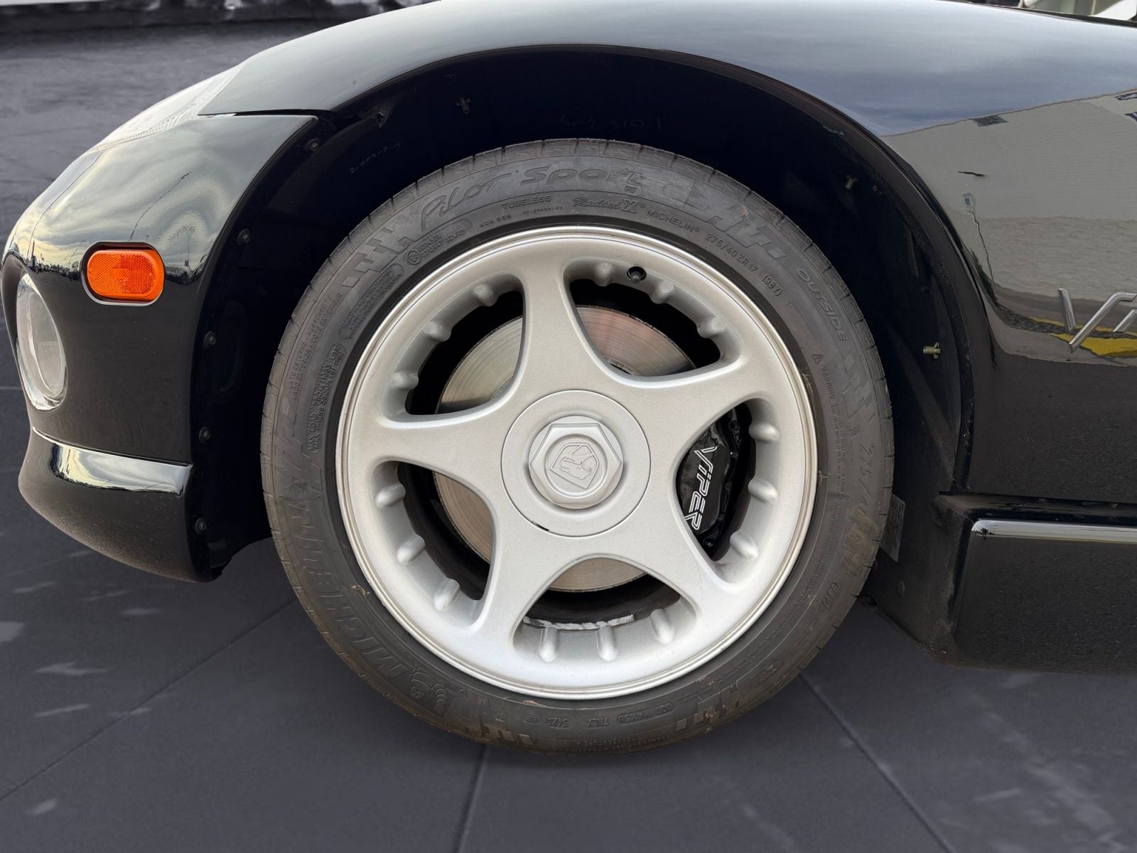 1996 Dodge Viper RT/10