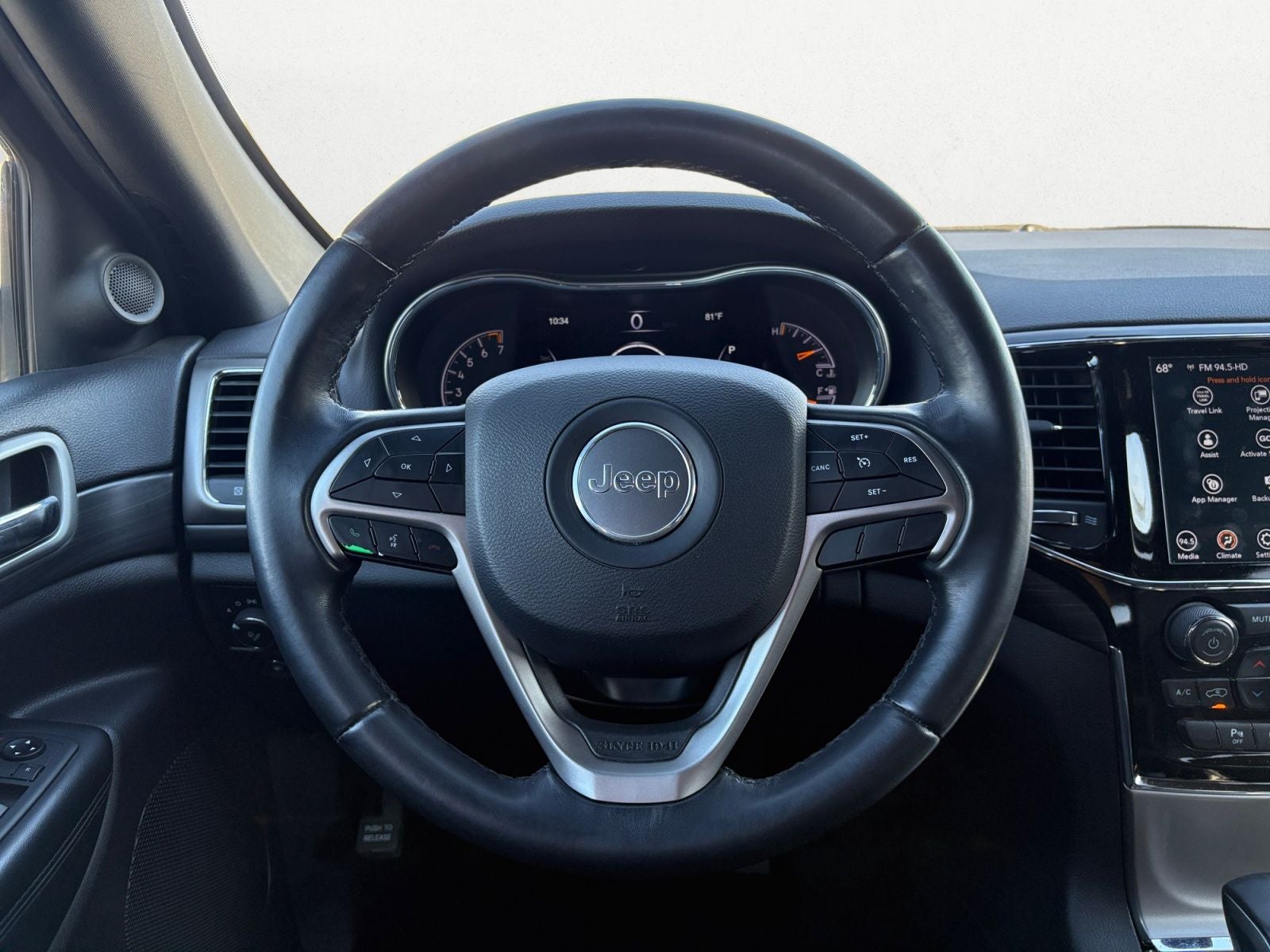 2020 Jeep Grand Cherokee Laredo E