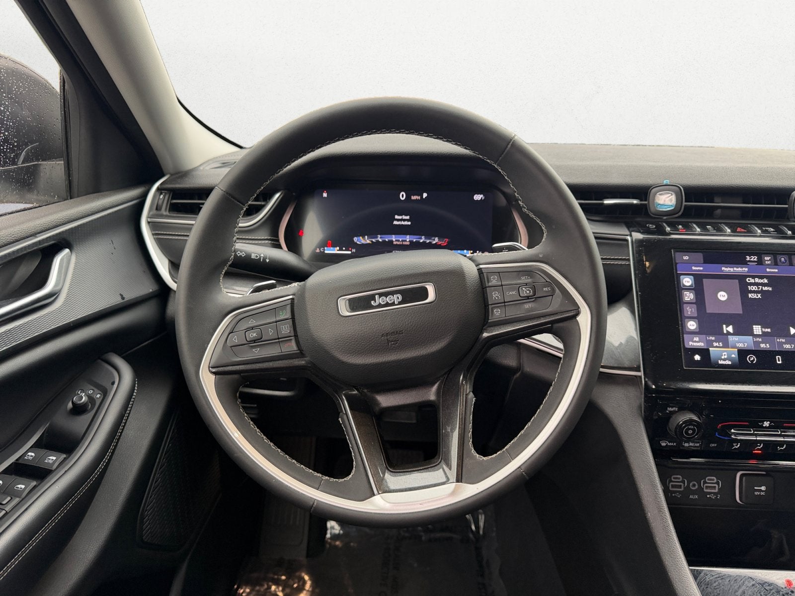 2023 Jeep Grand Cherokee Laredo