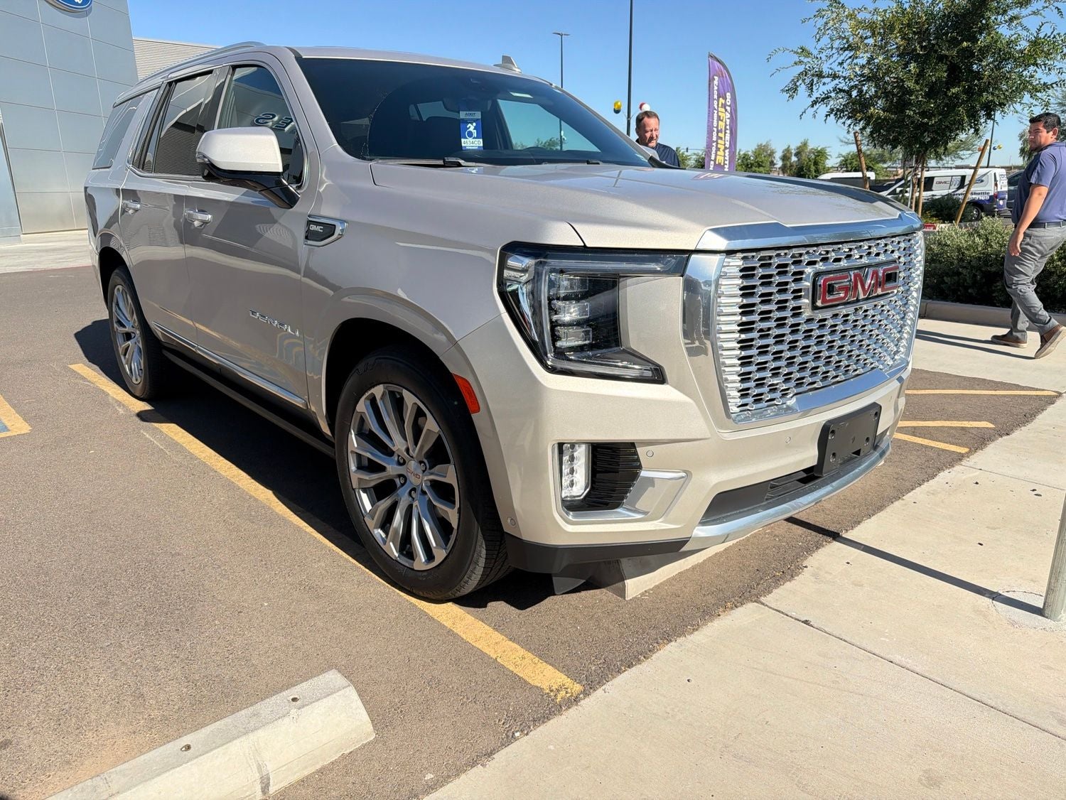 2023 GMC Yukon Denali