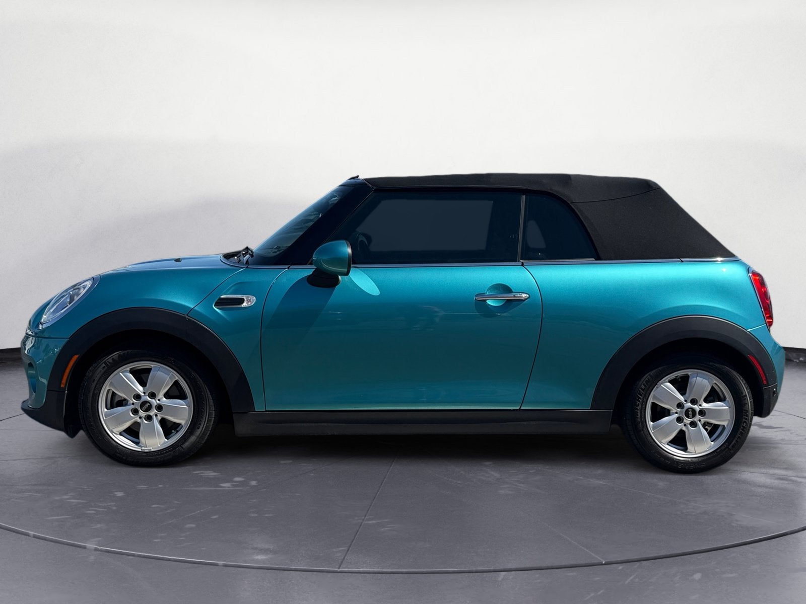 2018 MINI Cooper Base