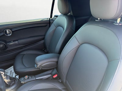 2018 MINI Cooper Base