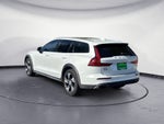 2021 Volvo V60 Cross Country T5