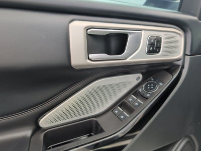 2023 Ford Explorer Platinum