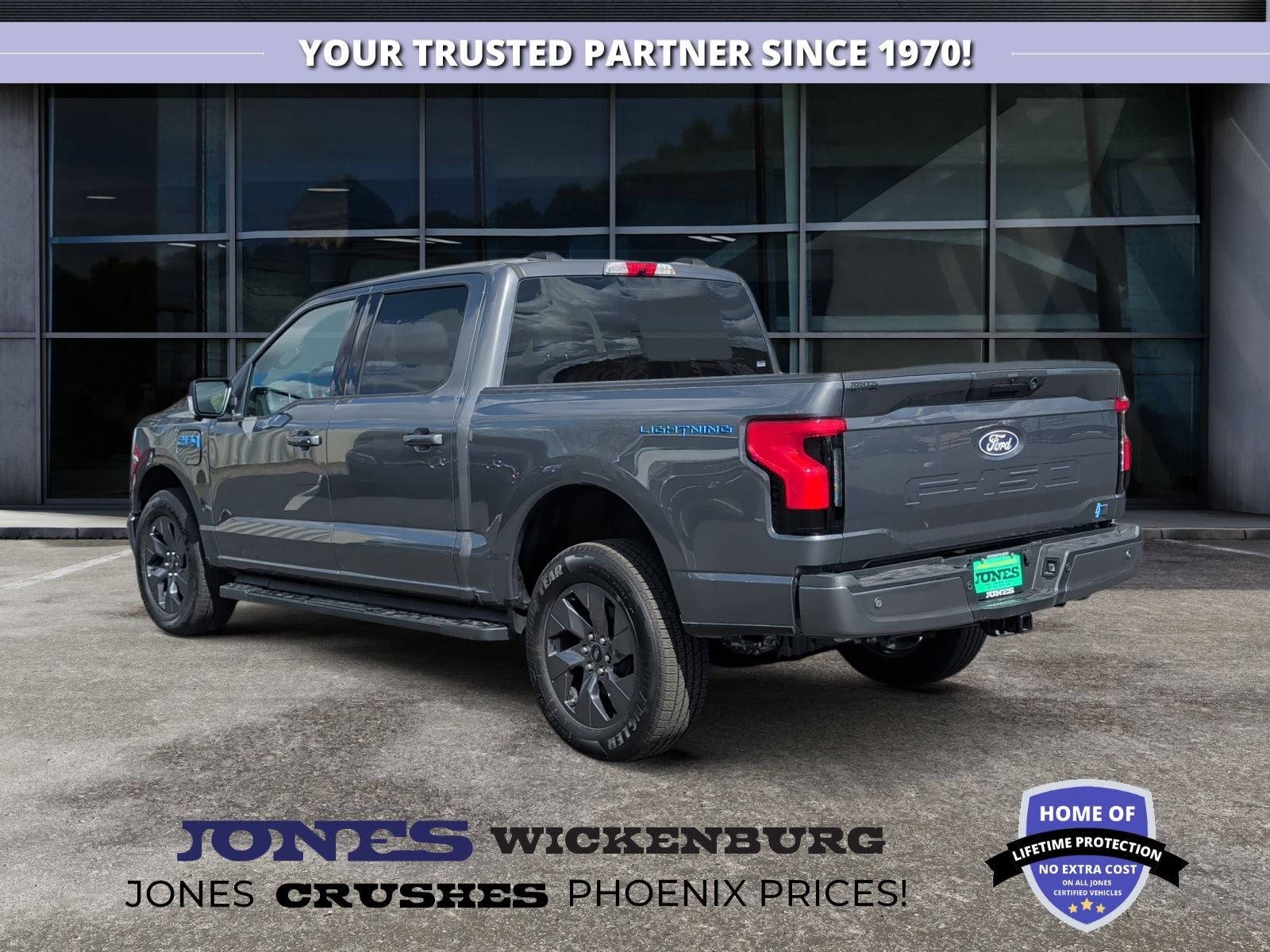 2025 Ford F-150 Lightning Flash