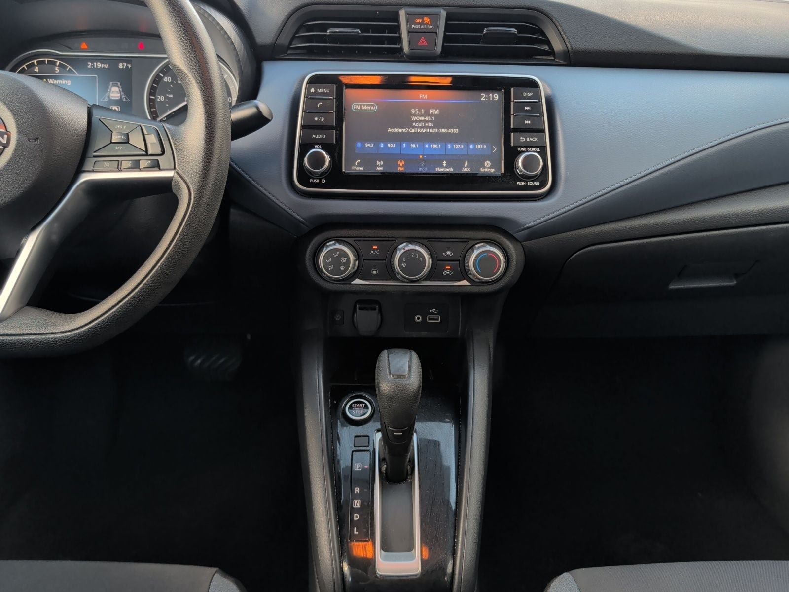 2023 Nissan Versa 1.6 SV