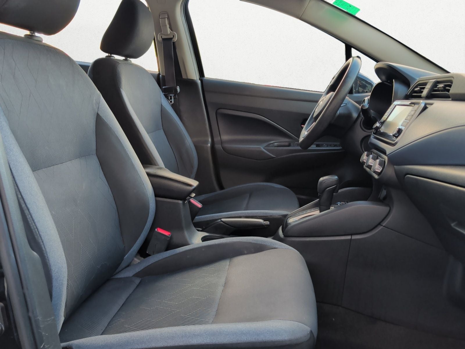 2023 Nissan Versa 1.6 SV