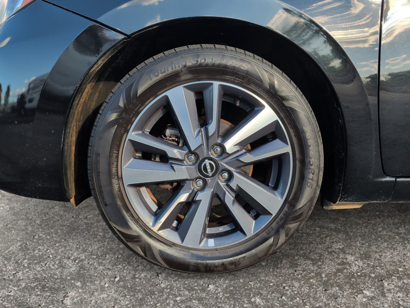 2023 Nissan Versa 1.6 SV
