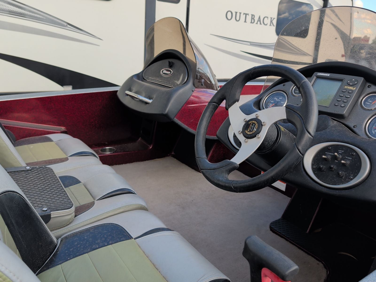 2009 Triton Explorer Bass Boat