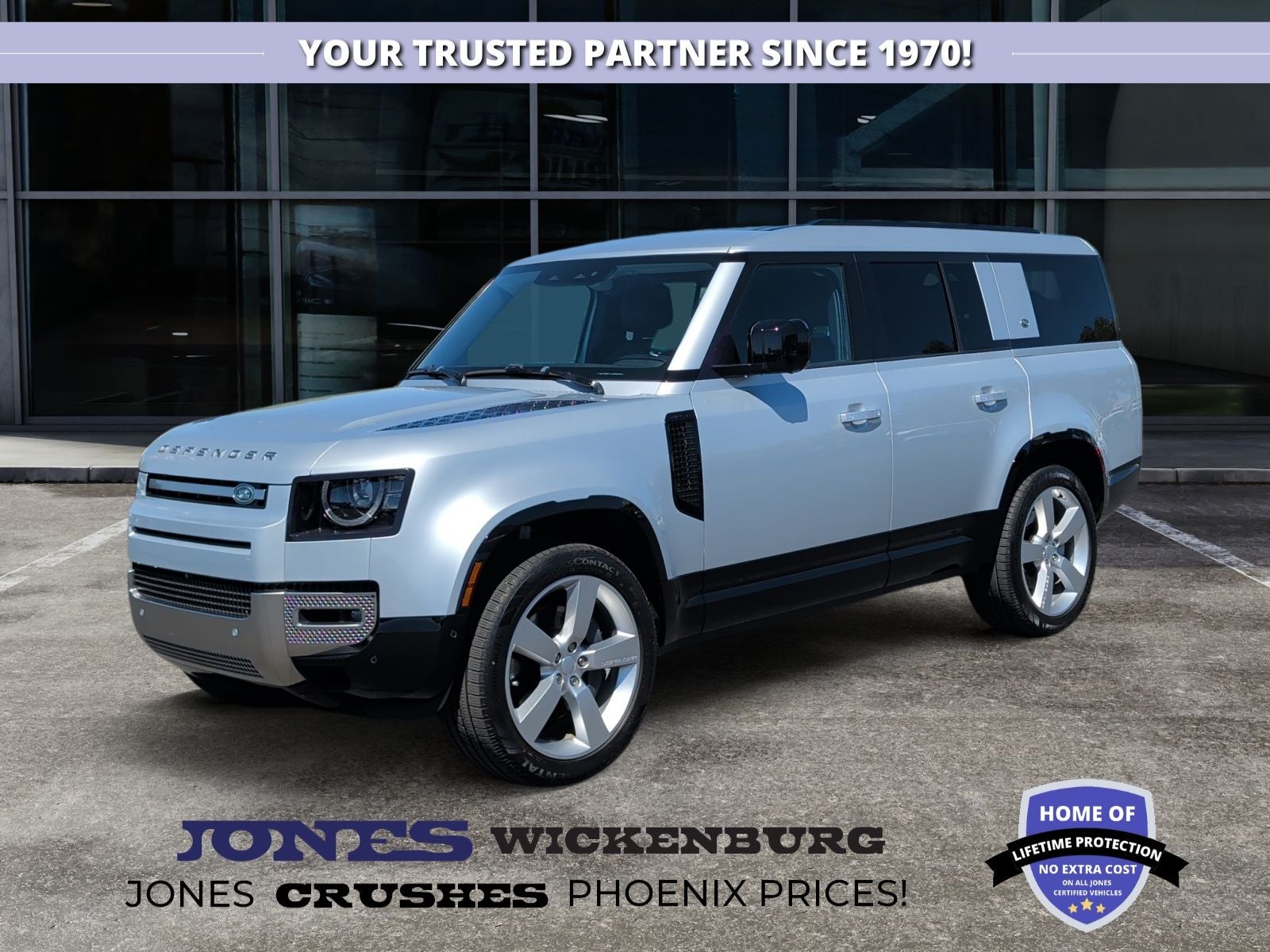 2023 Land Rover Defender 130 SE