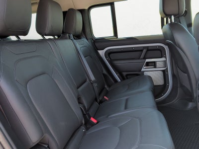 2023 Land Rover Defender 130 SE