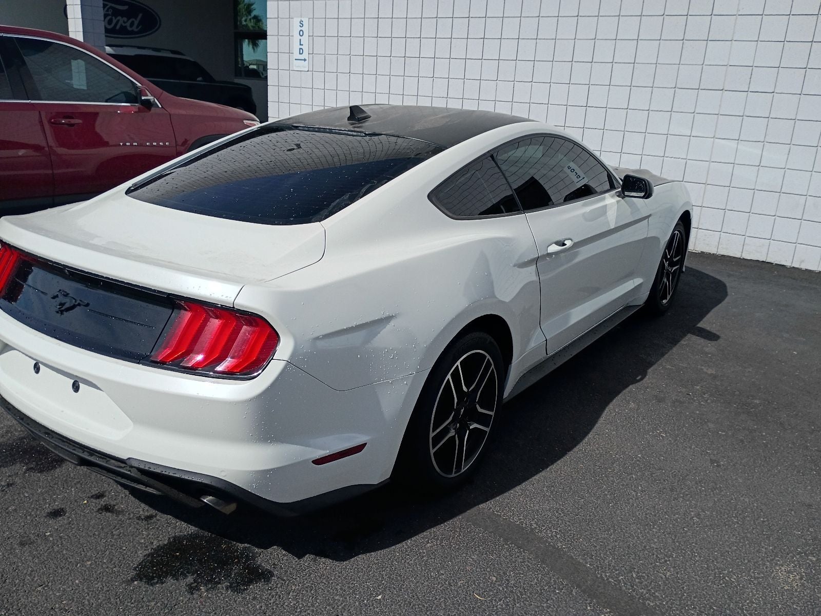2022 Ford Mustang EcoBoost