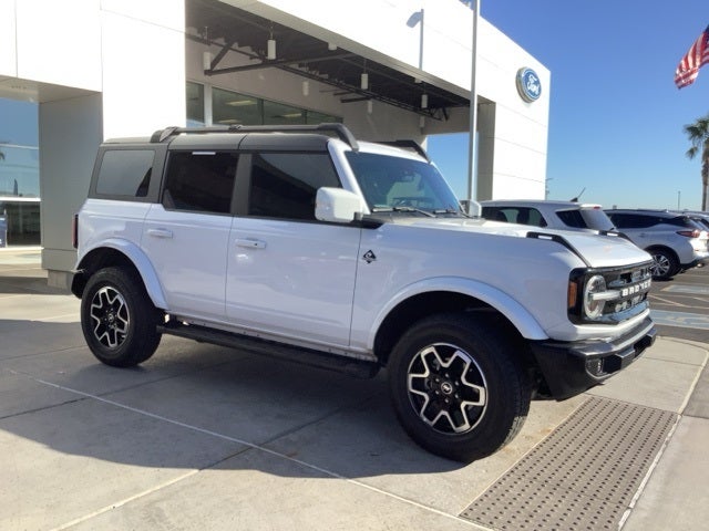 2023 Ford Bronco Base