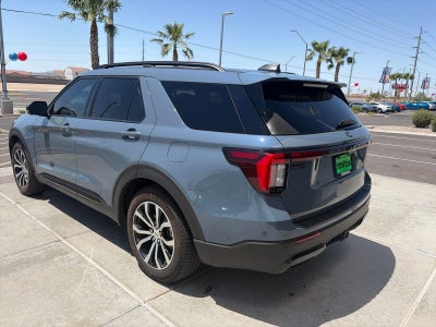 2025 Ford Explorer ST-Line