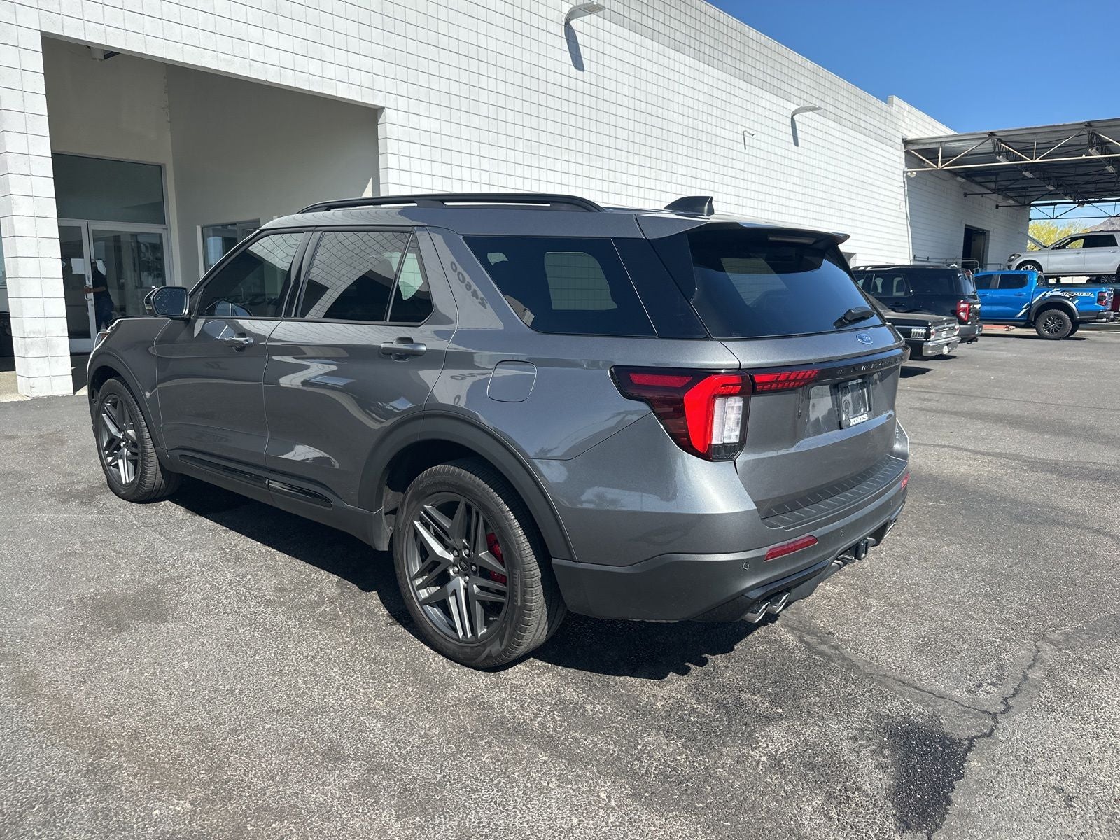 2025 Ford Explorer ST