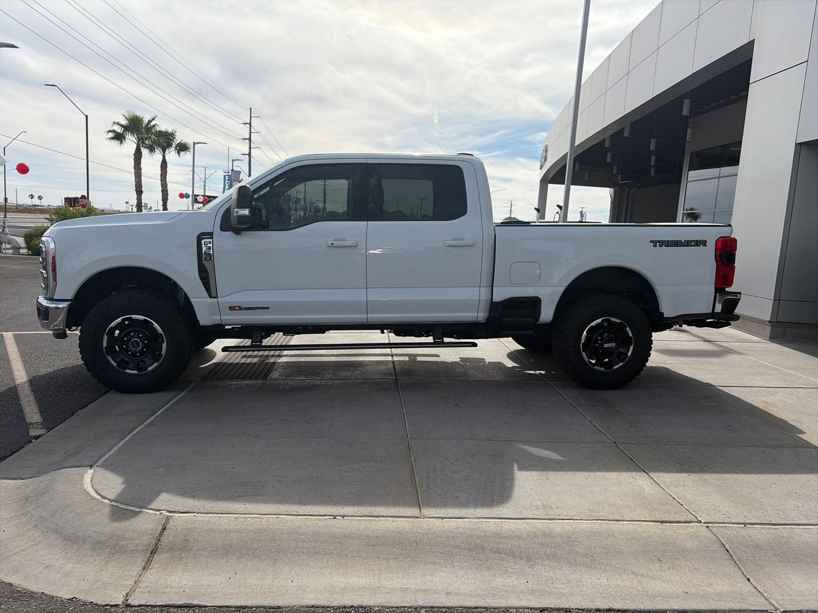2025 Ford F-350SD Lariat