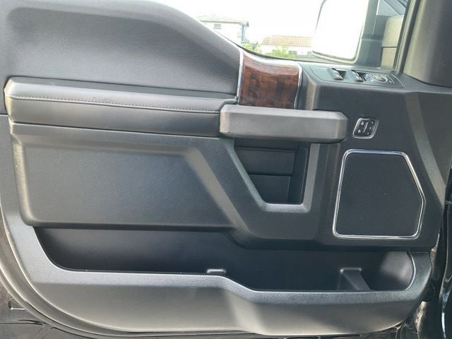 2017 Ford F-150 Platinum
