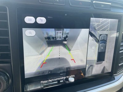 2023 Ford F-150 Lightning XLT