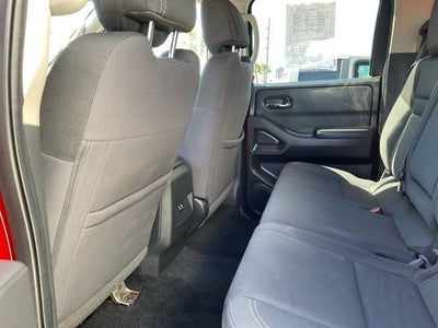 2022 Nissan Frontier SV