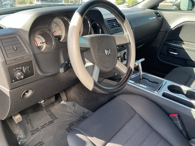 2009 Dodge Challenger SE