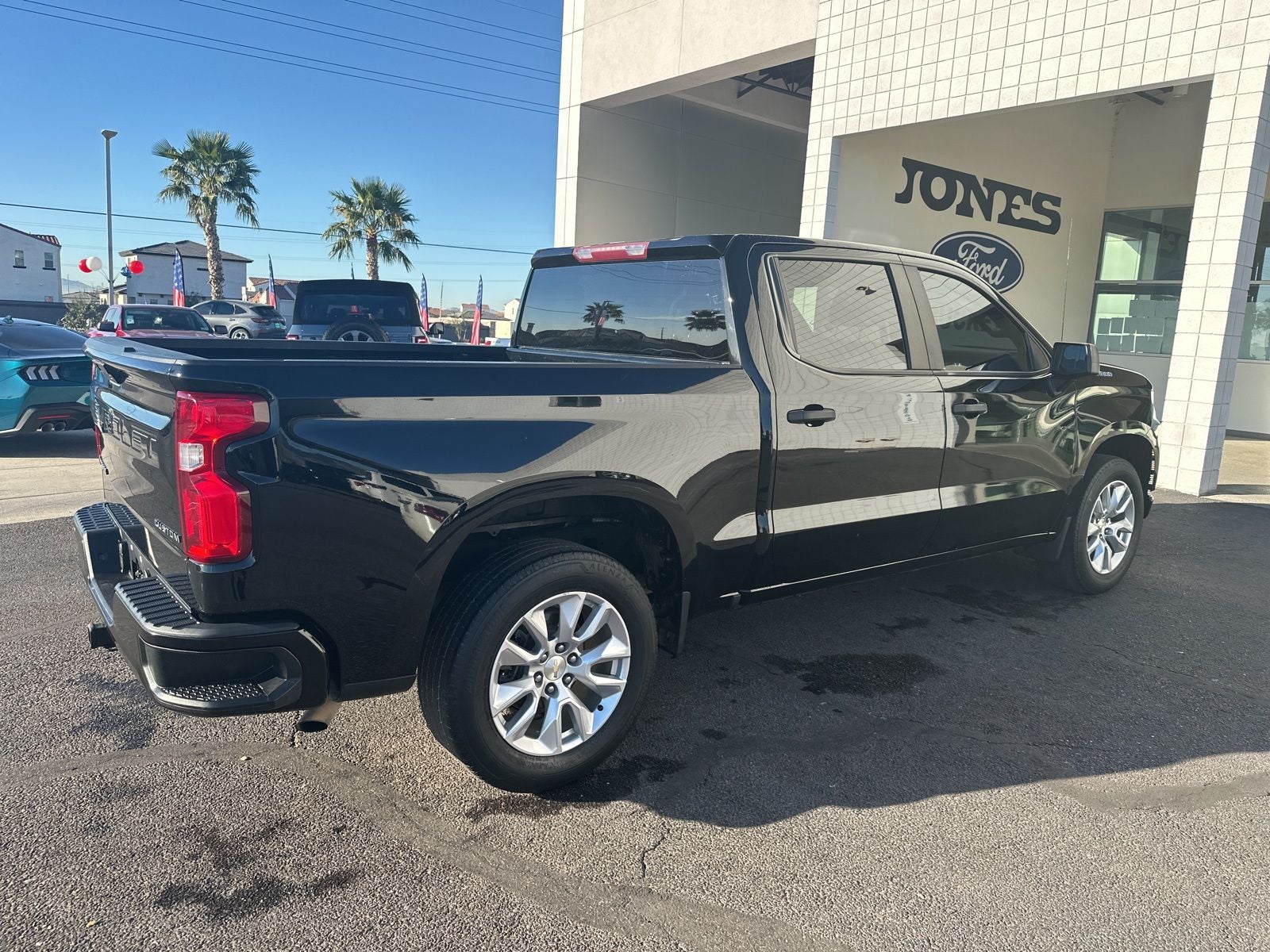 2021 Chevrolet Silverado 1500 Custom