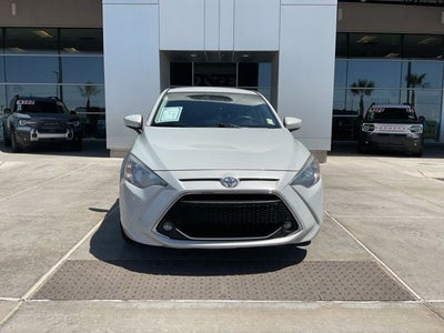 2020 Toyota Yaris LE