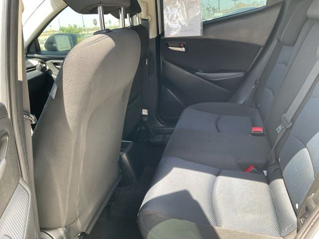 2020 Toyota Yaris LE