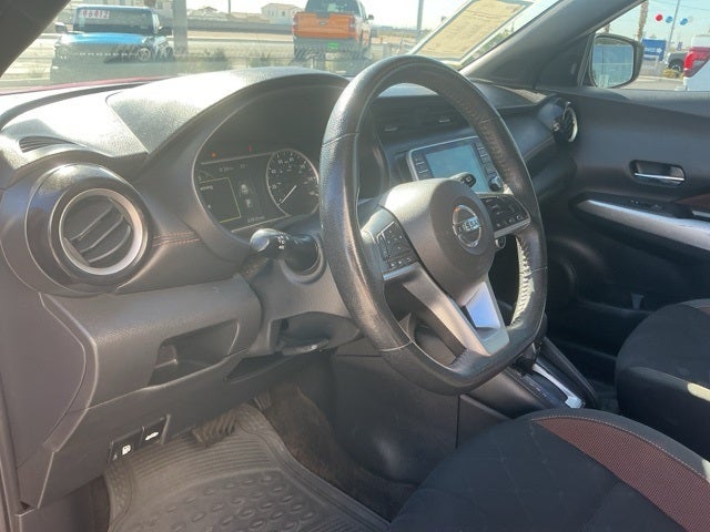 2020 Nissan Kicks SR