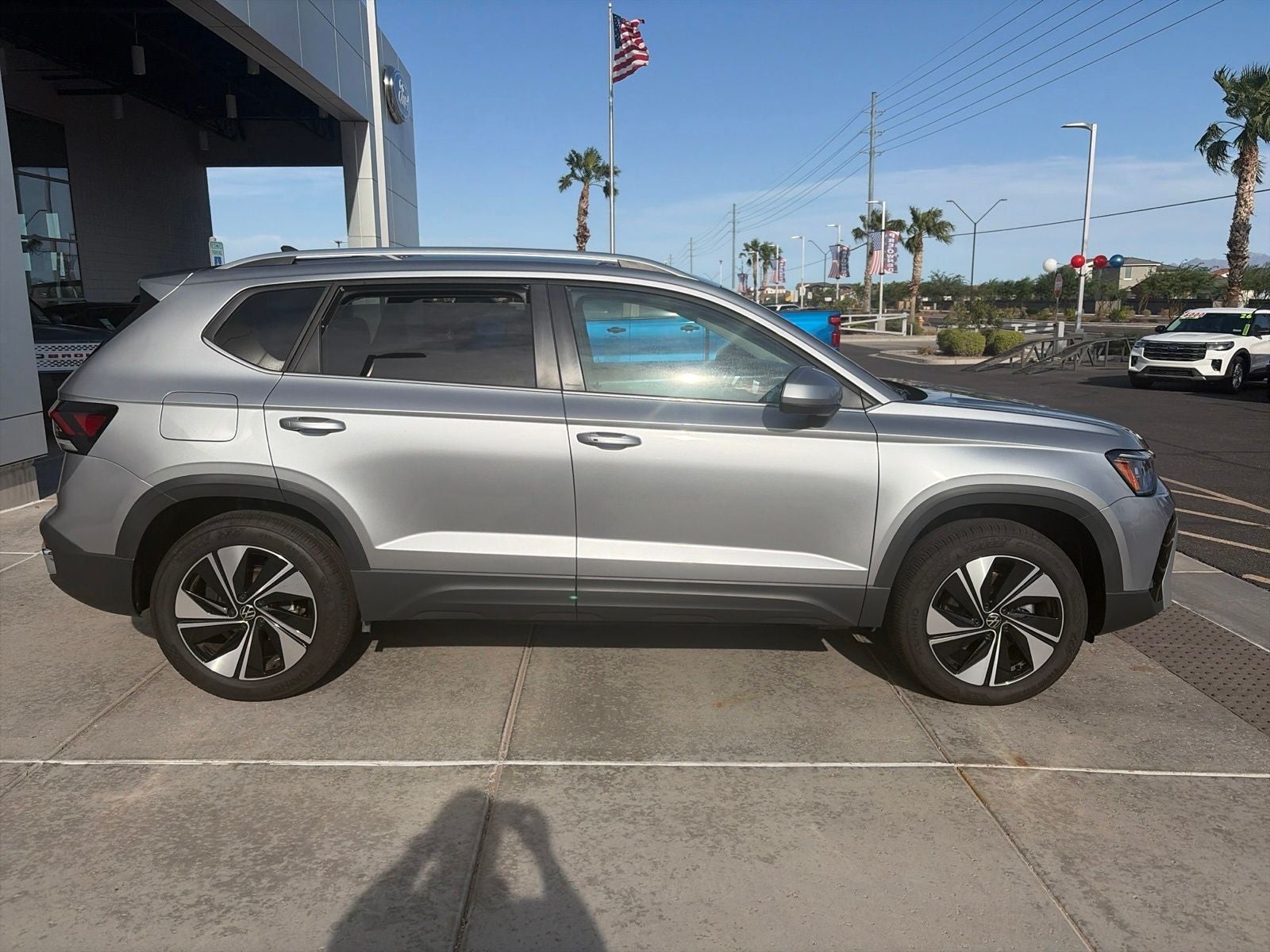 2025 Volkswagen Taos 1.5T SE