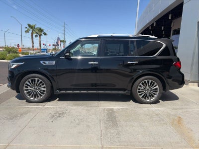 2022 INFINITI QX80 LUXE