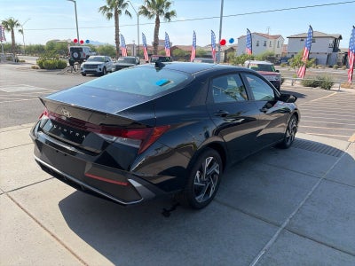 2025 Hyundai Elantra SEL Sport